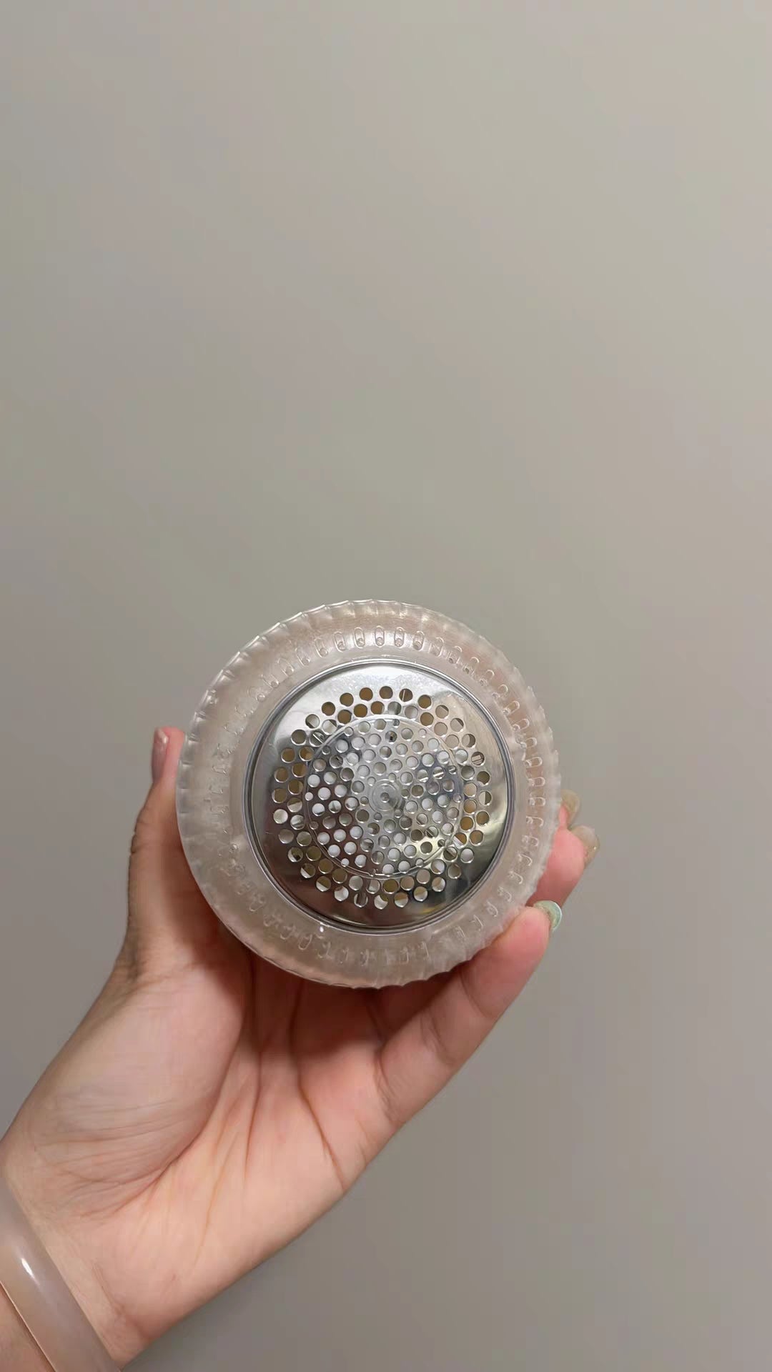 Rechargeable Fabric Shaver